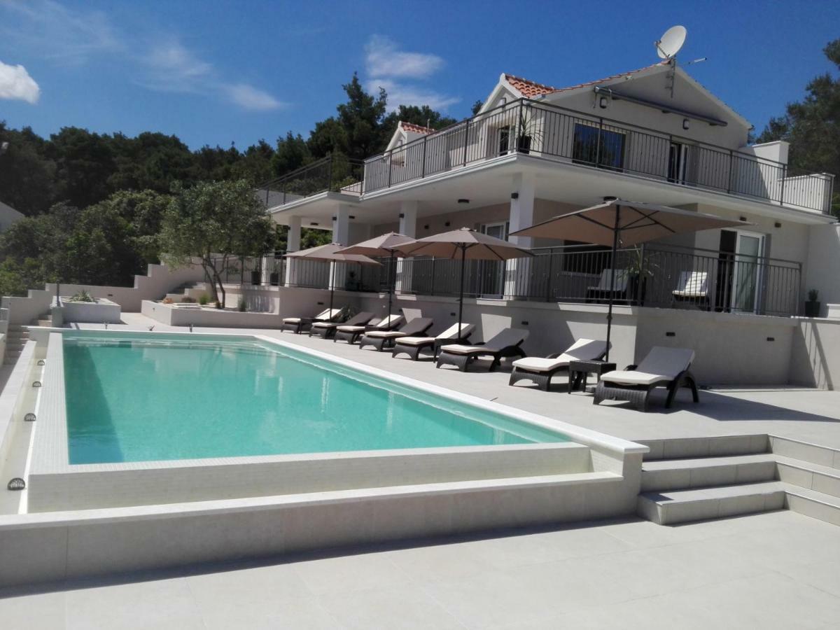 Holiday Hvar Lux Basina Esterno foto